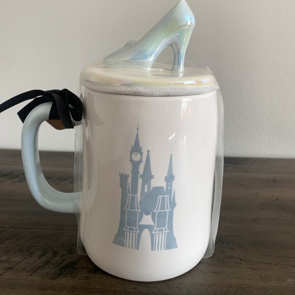 Rae Dunn Disney Princess Cinderella "A DREAM COME TRUE" Castle Mug - Picture 3 of 5